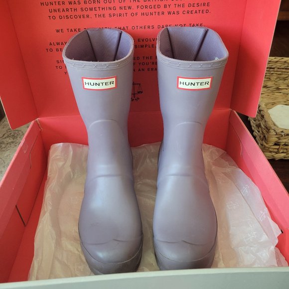 HUNTER Boots - Picture 1 of 2